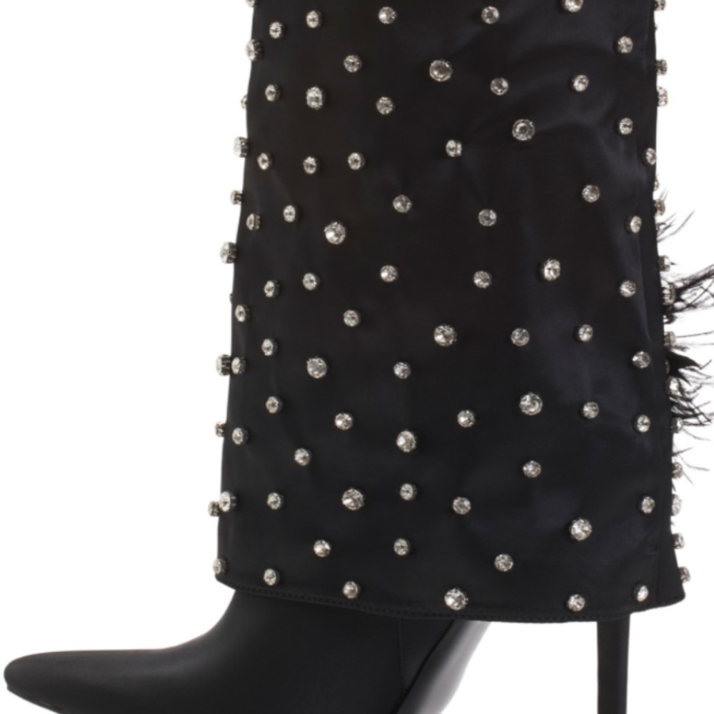 Chic Black Studded Boots